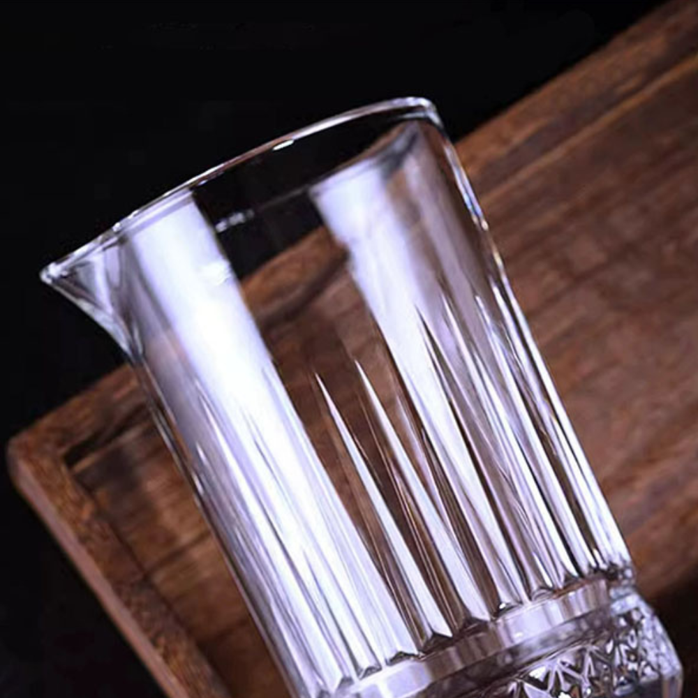 Linea Footed Mixing Glass