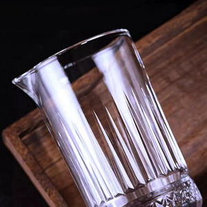 Linea Footed Mixing Glass