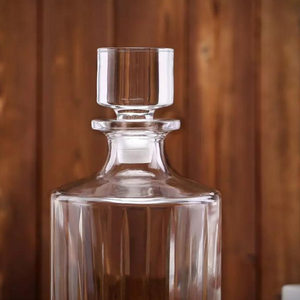 Linea Decanter